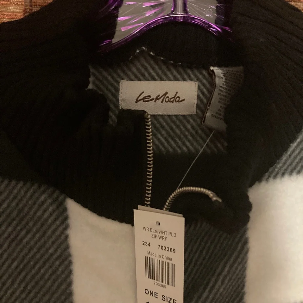 Jacket - Picture 3 of 4